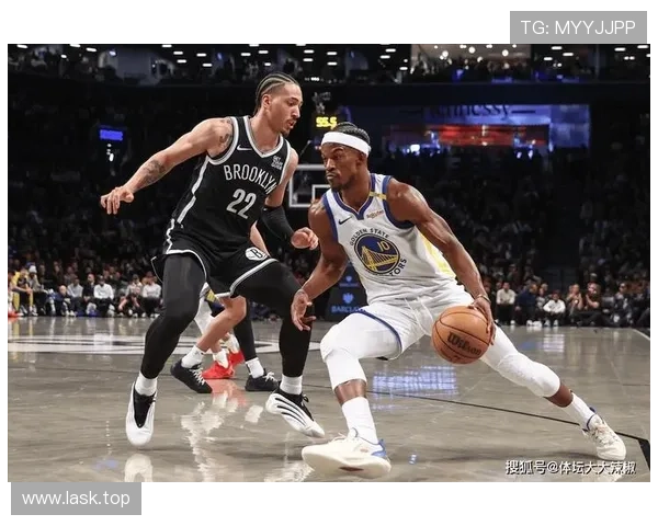 勇士官宣巴特勒右膝伤退赛离场